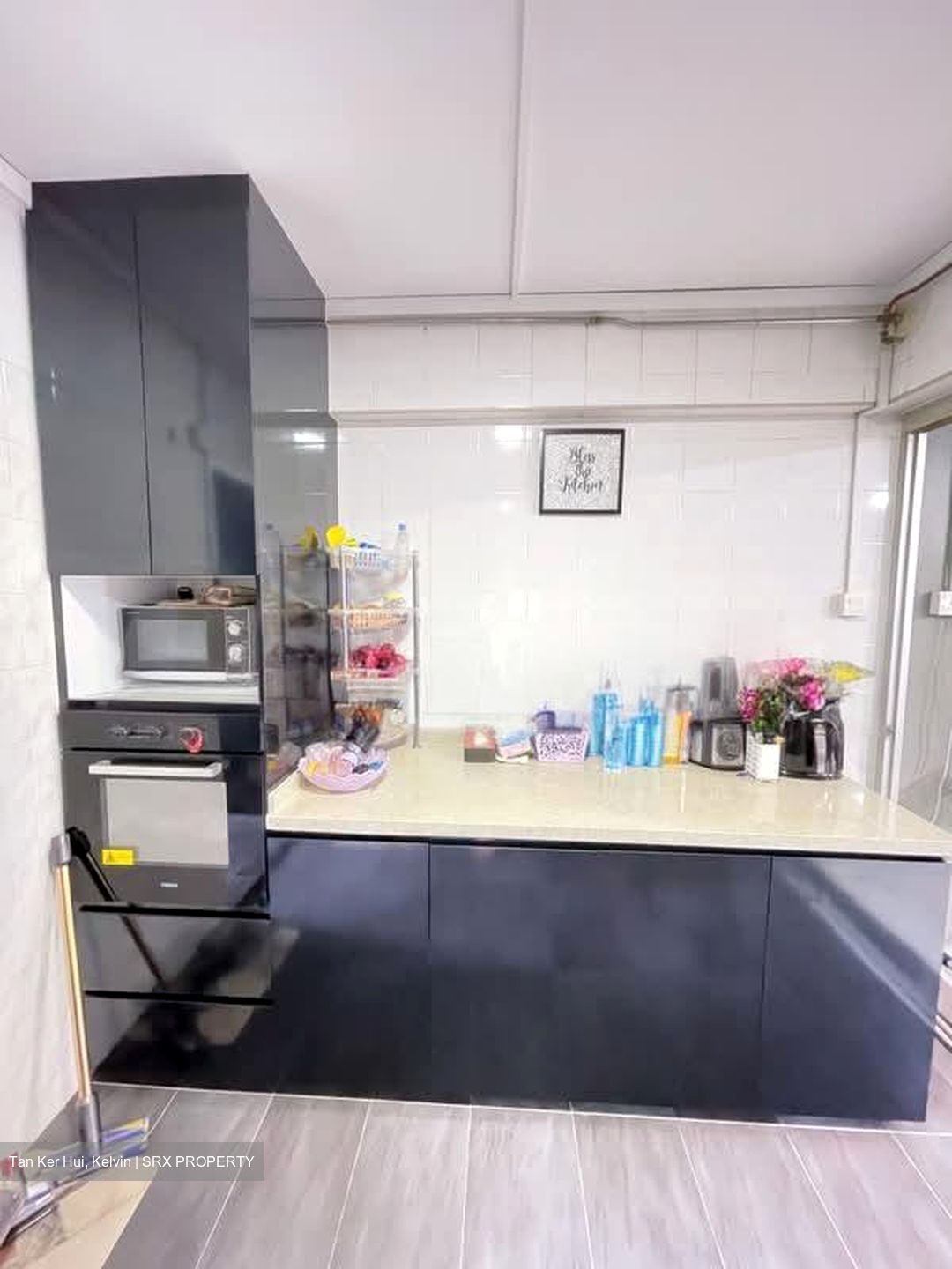 Blk 571 Hougang Street 51 (Hougang), HDB 4 Rooms #576270571